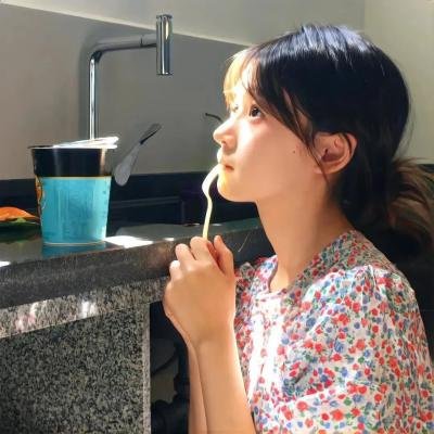 世界上最快乐的女孩
